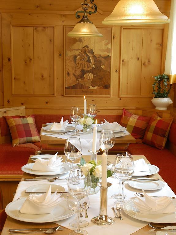 Landgasthof Und Hotel Weisser Lowe Eckental Kültér fotó