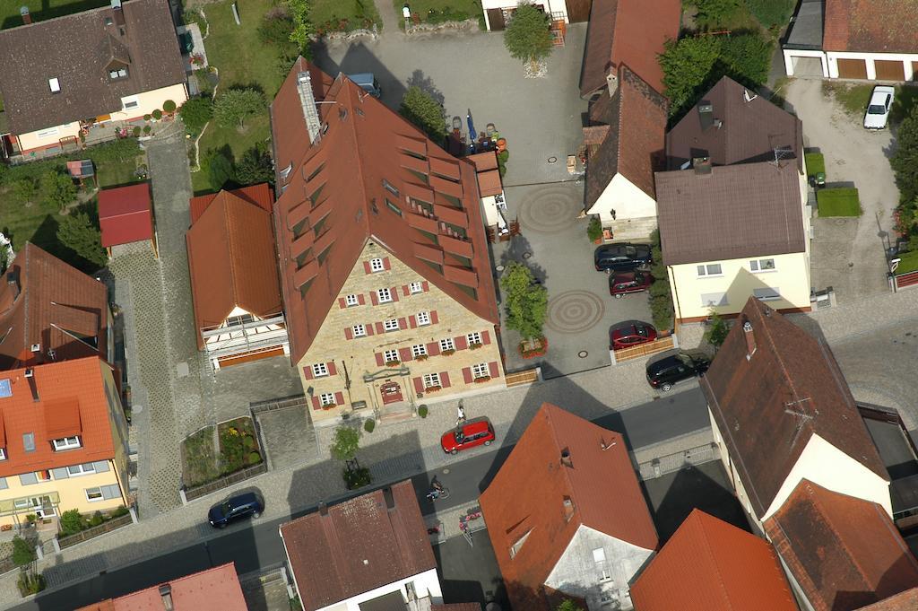Landgasthof Und Hotel Weisser Lowe Eckental Kültér fotó