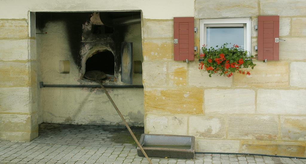 Landgasthof Und Hotel Weisser Lowe Eckental Kültér fotó