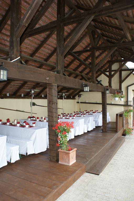 Landgasthof Und Hotel Weisser Lowe Eckental Kültér fotó